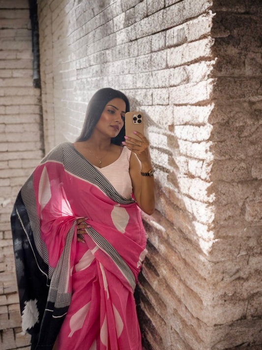 Gulabi Jaali Mul Cotton Saree