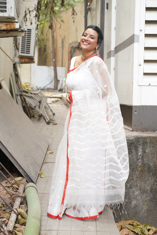 White and Red Temple Border Resham Jamdani Handwoven Saree