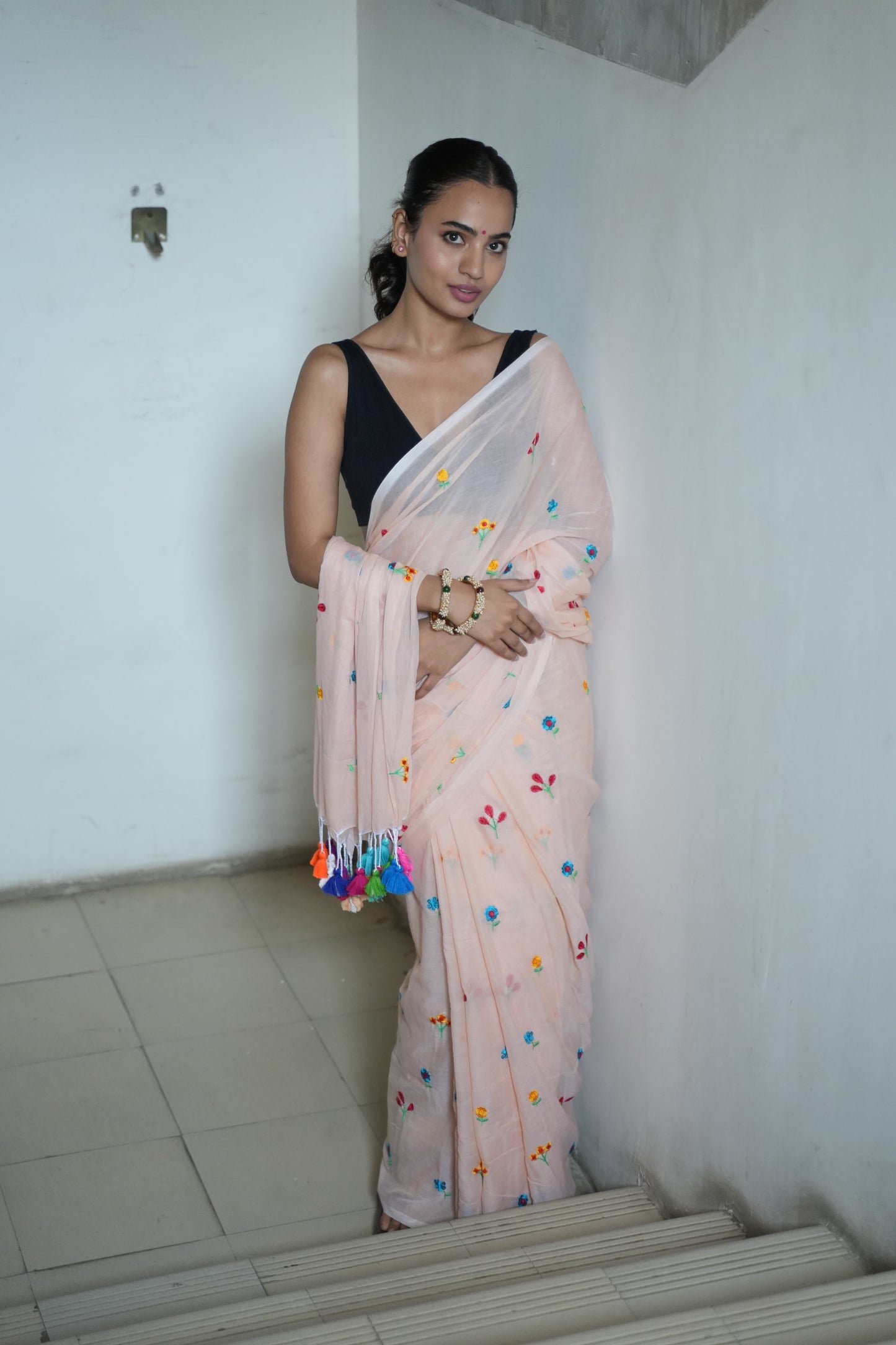 Blush Peach Rang Birange Phool Embroidered Mul Cotton saree