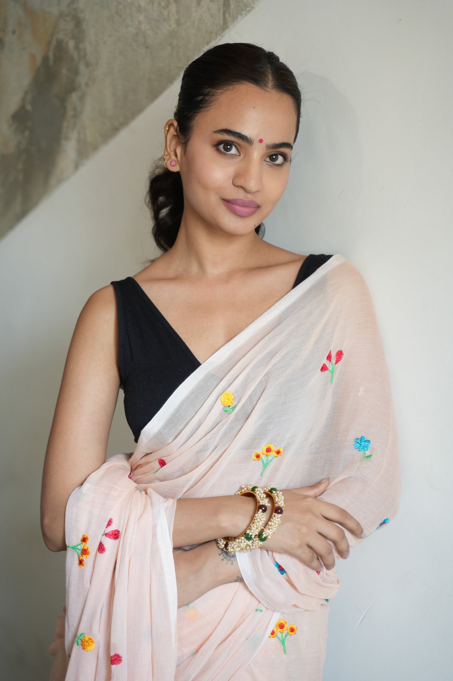 Blush Peach Rang Birange Phool Embroidered Mul Cotton saree
