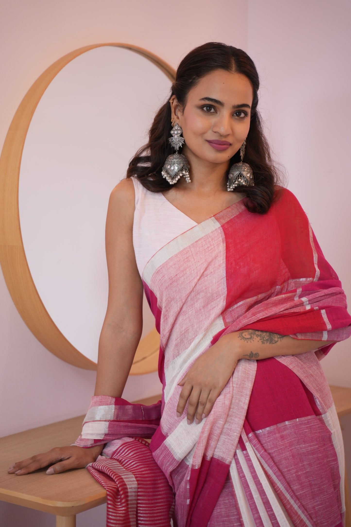 Noorani Checks Multi Coloured Linen Saree