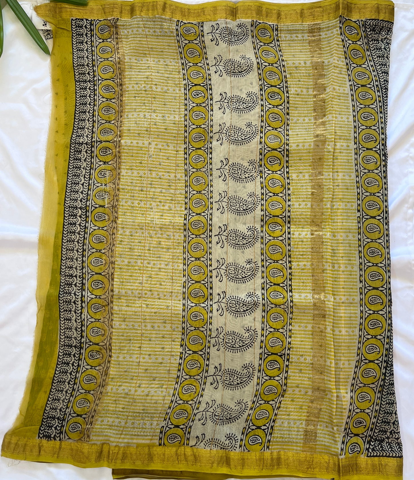 Forest Green & Citrine Yellow Maheshwari Cotton Silk Saree