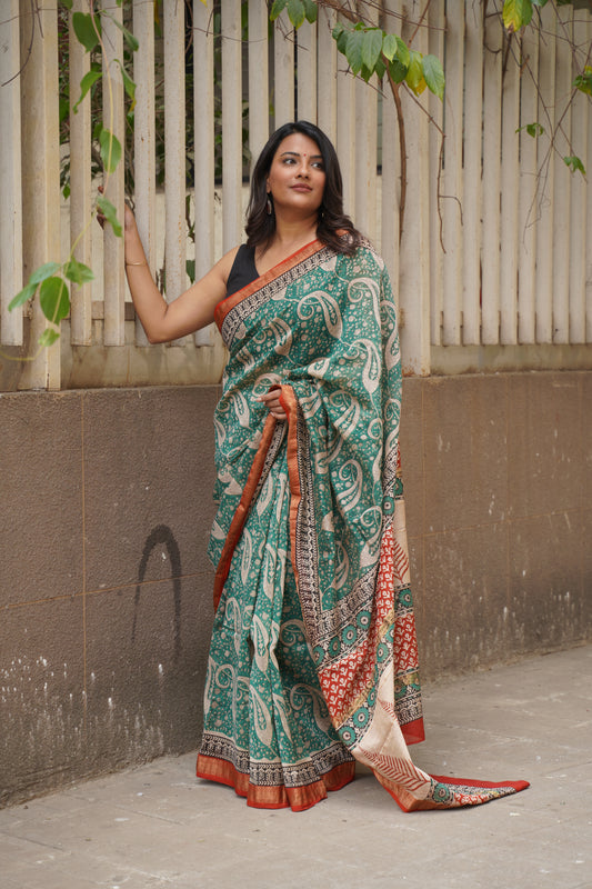 Hunter Green and Maroon Border Maheshwari Cotton Silk Saree