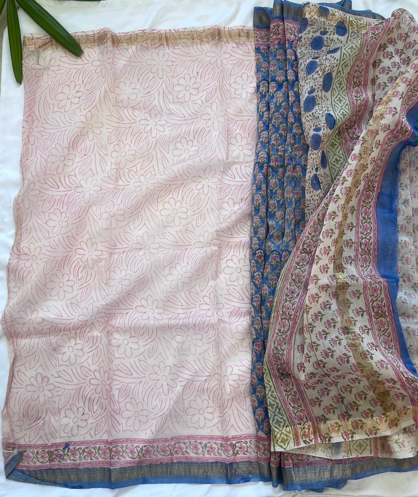 Light Denim Blue & Baby Pink Maheshwari Cotton Silk Saree