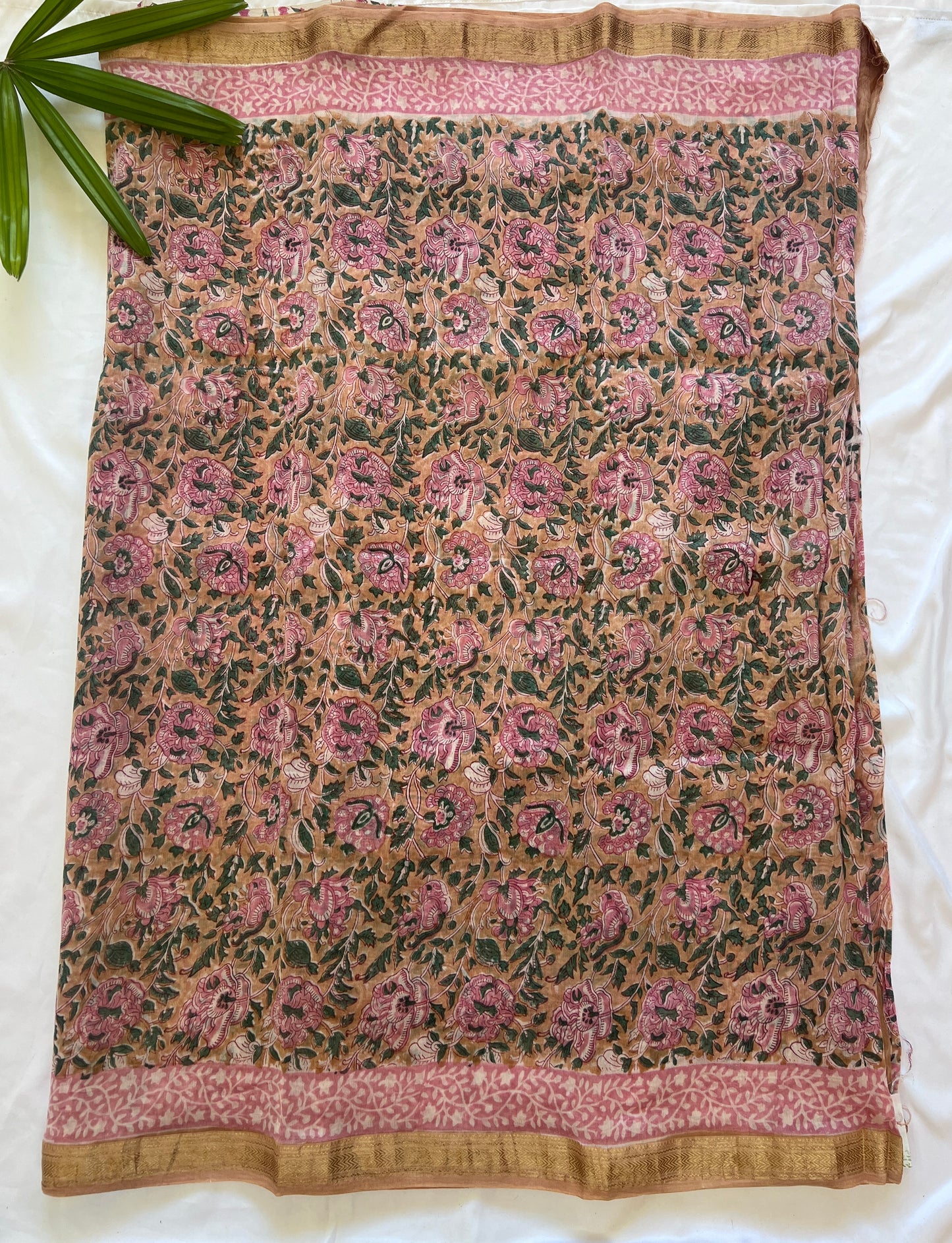 Beige & Baby Pink Maheshwari Cotton Silk Saree